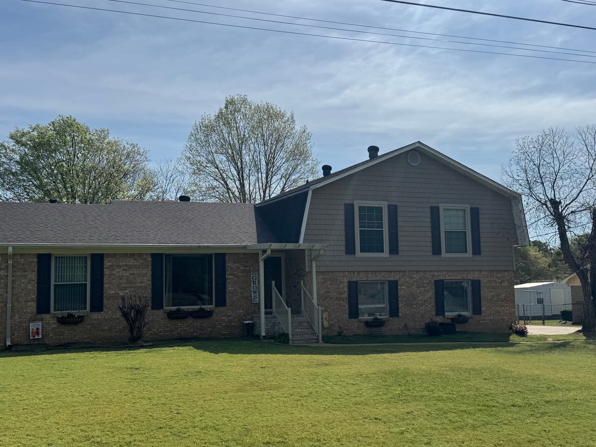 Fresh Shingle Roofs Keeping Fayette AL Homes Protected image