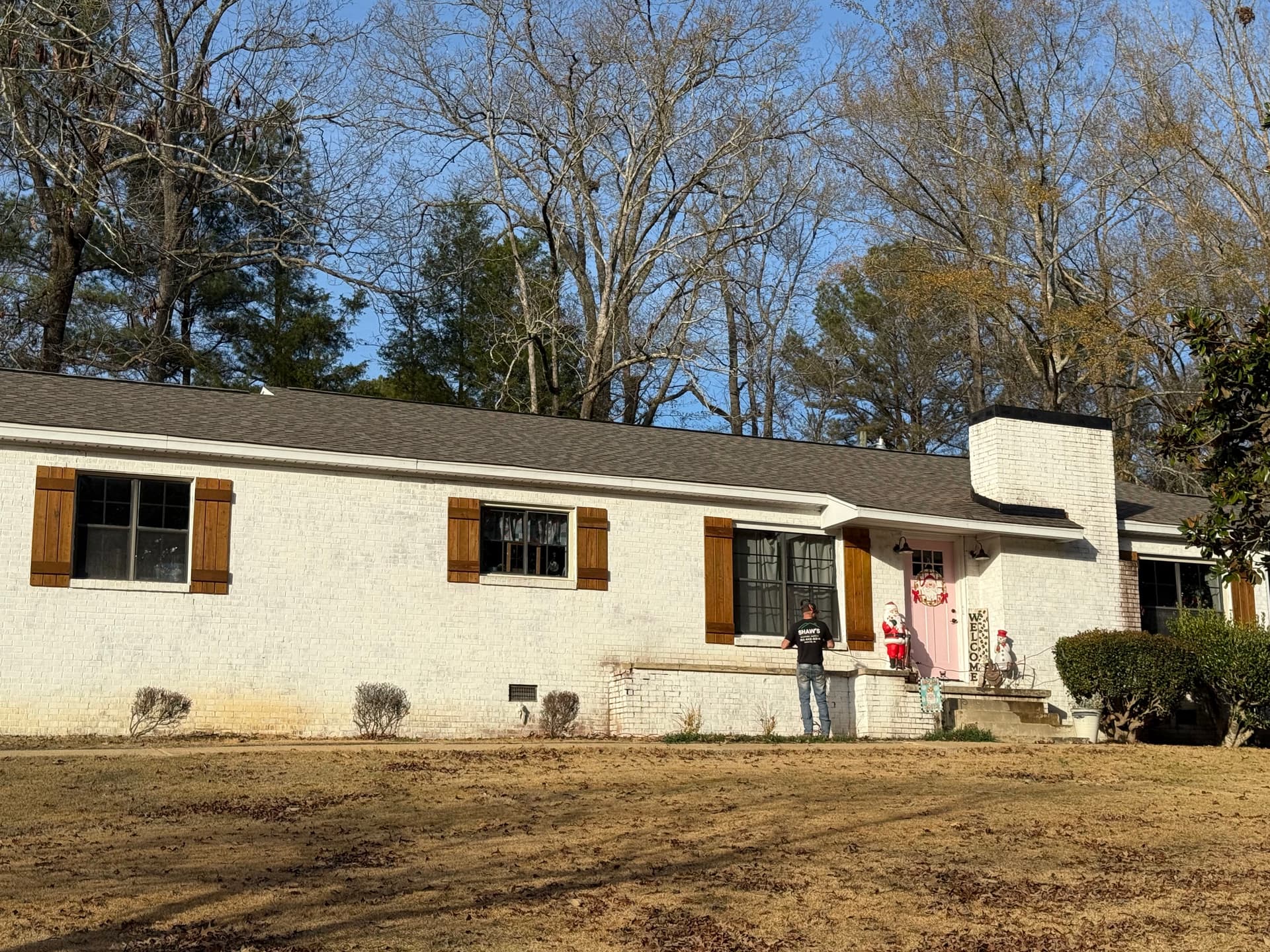 Fresh Roof Installation on a Classic Brick Ranch Home image