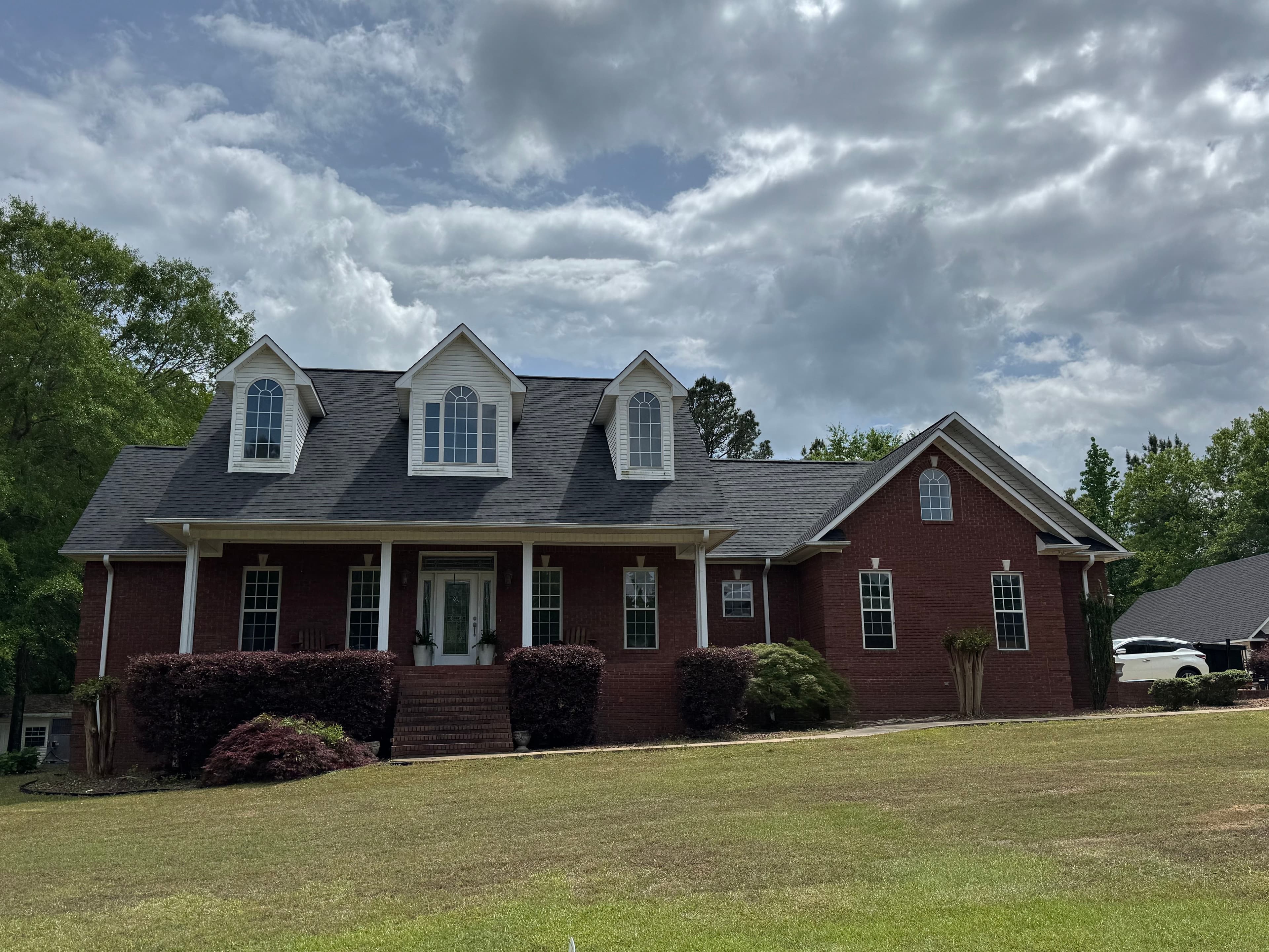 Project Fresh Shingle Roof Install on a Stunning Fayette AL Home image