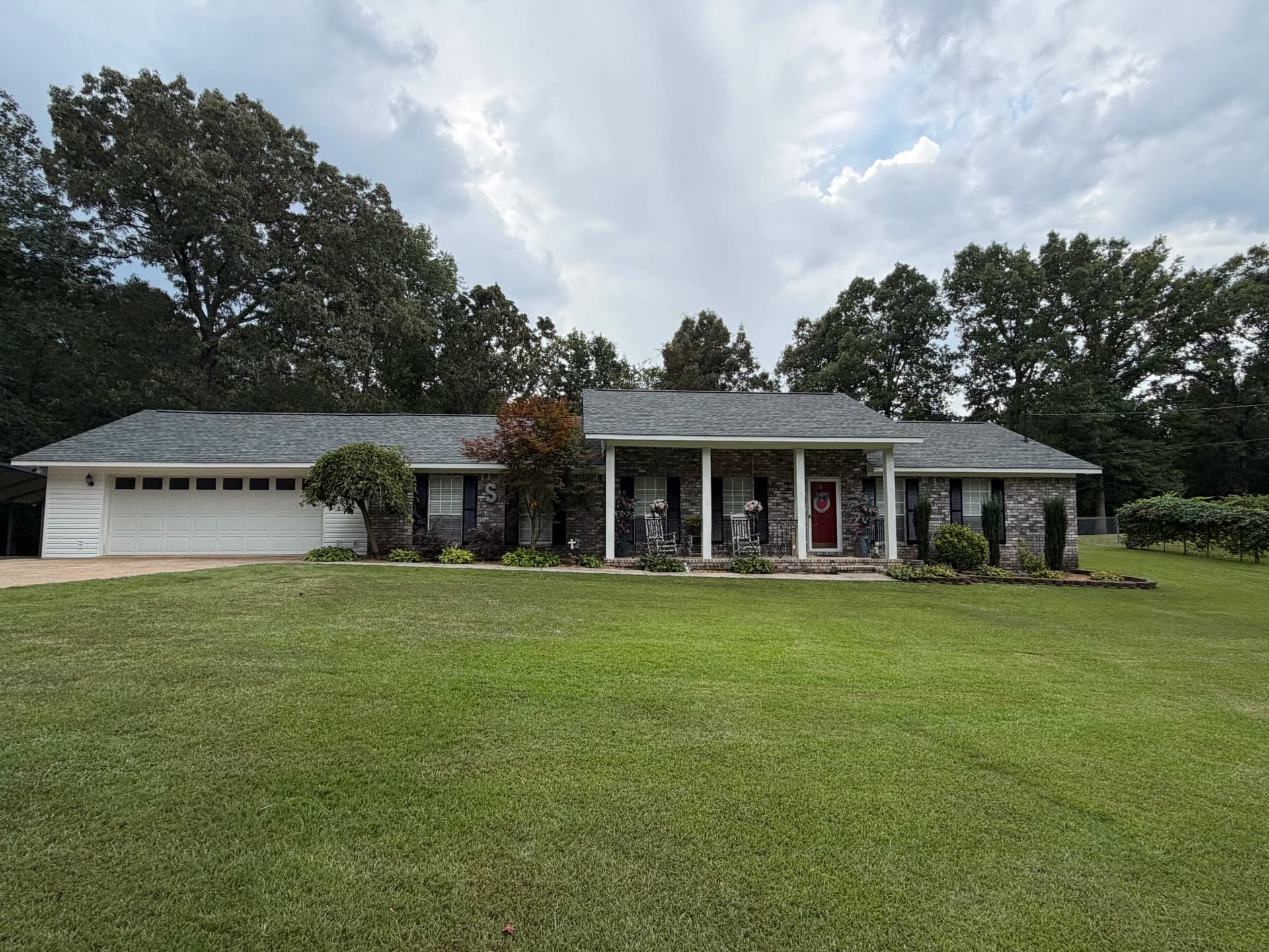 Complete Roof Tear-Off and Reinstall in Winfield image