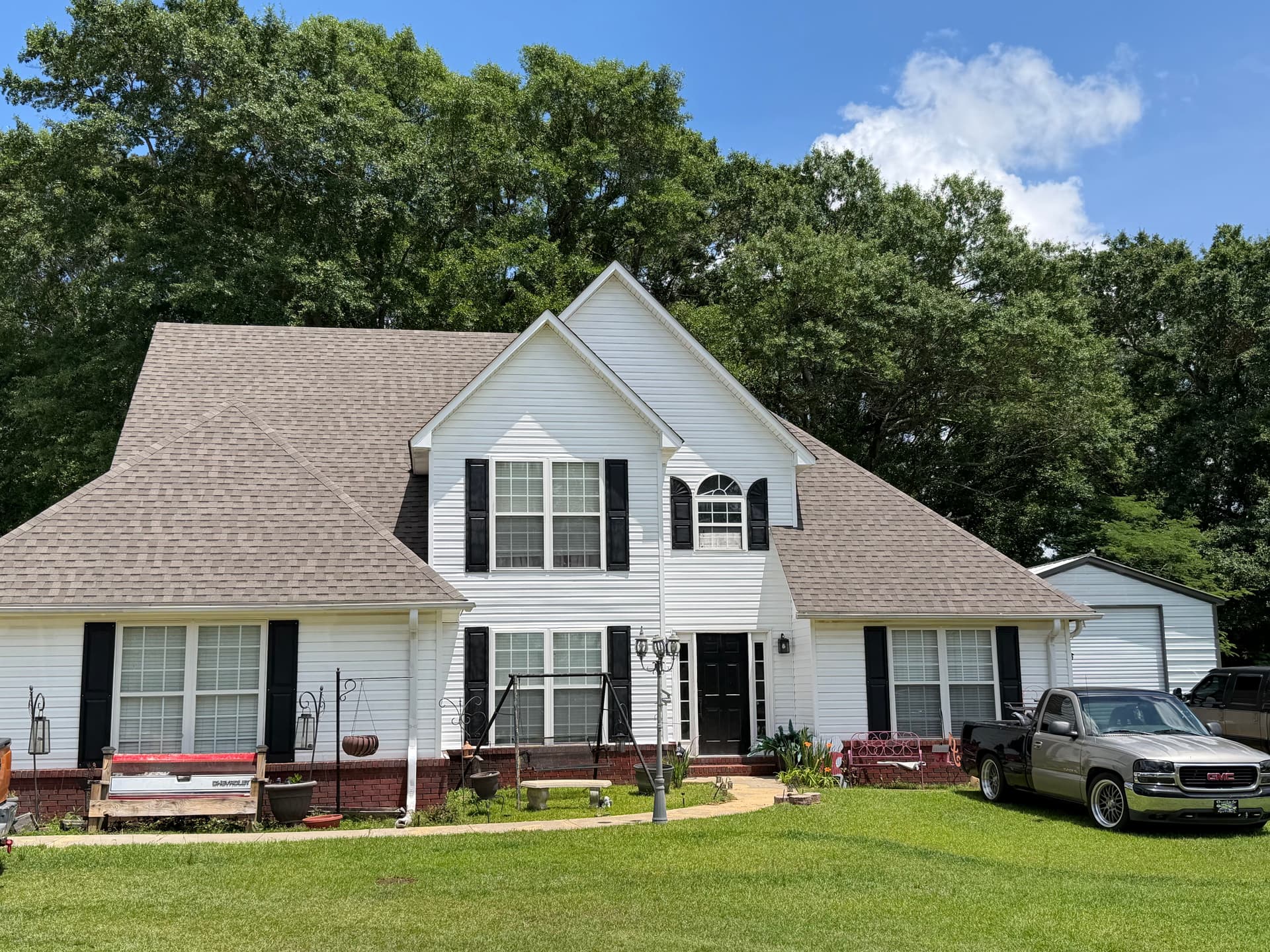 Fresh Shingle Roof Completed on Winfield AL Home image
